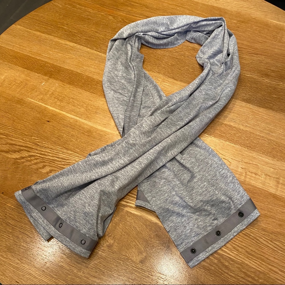 Nuroo Nursing Scarf